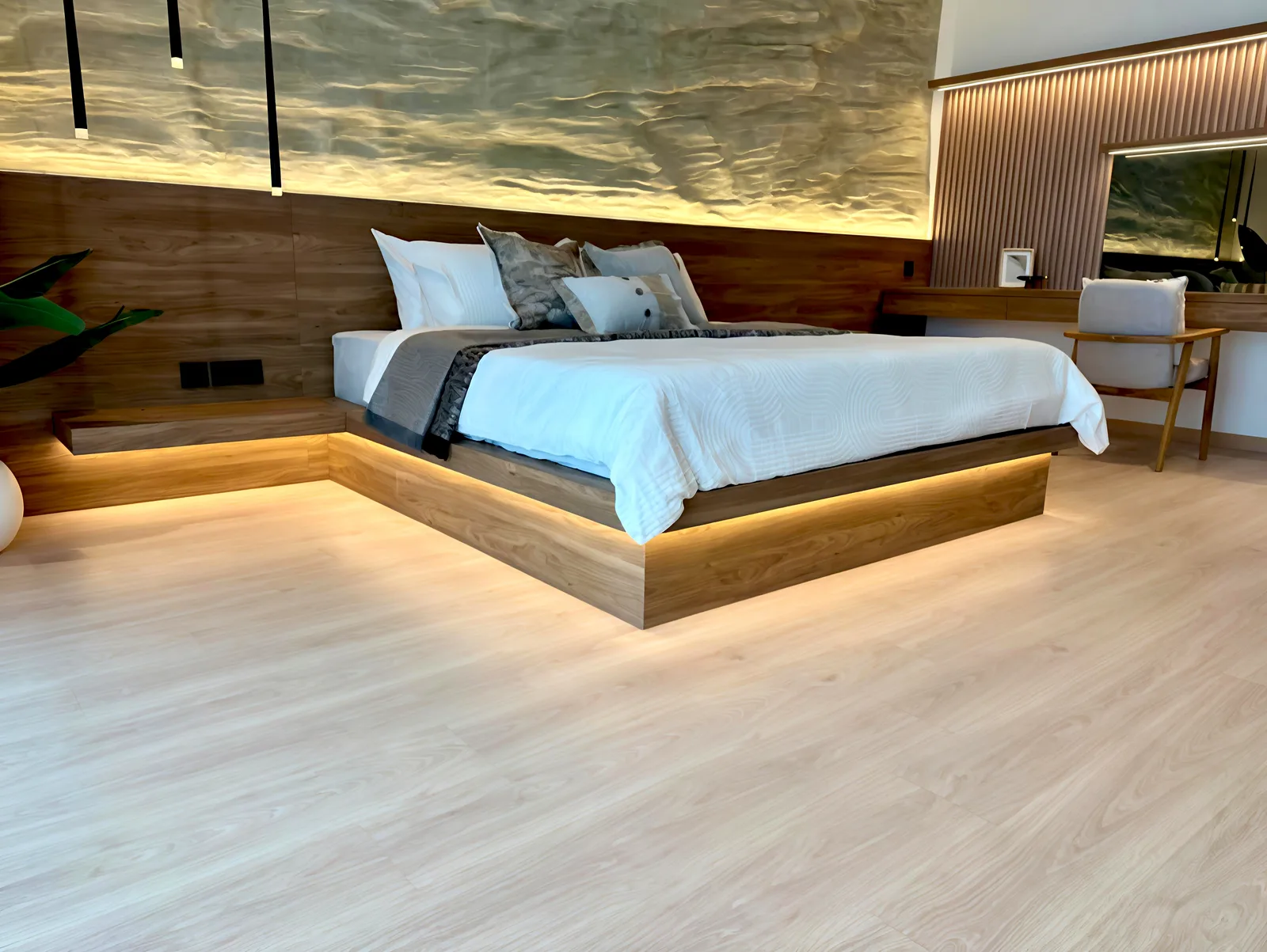 Rossini French Oak in a real installation, photo 1